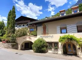 Ferienwohnungen St Hippolyt mit Hallenbad