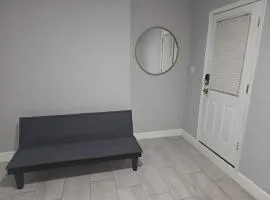 Flawless one bedroom apartment!