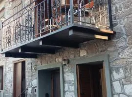 Diamanti Stone House