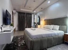 1 bedroom, 24hrs light, Netflix, Swimming pool in MIJL, Salem, Ikate