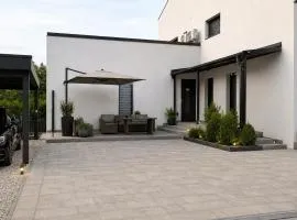 Diófás Apartman