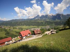 Ferienhaus Hutegger, hotel in Schladming