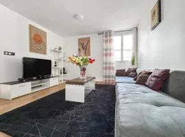 Appartement 2 chambres - WiFi Fibre - Parking facile - 4 voyageurs