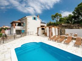 Villa Copun with heated pool, hotel i Rab