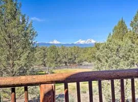 Log home with Mntn Views! Gas Fire Pit, Sleeps 10