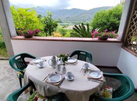 CASA LUCIA Procchio, hotel din Procchio
