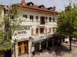 Hotel Dimora 1927, hotel Tiranában