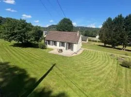 Maison en lisière de forêt - Piscine à 600m