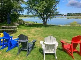 Lovely 'The Buoys Cottage' on Annisquam River!
