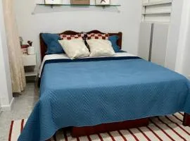 Casa Perto da Praia em Condomínio de 2 Quartos