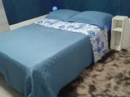 QUARTO AZUL com cozinha e piscina só sua