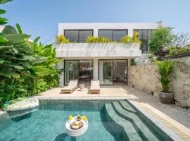 Kaya Villa - Greenery Retreat with Pool & Workspace