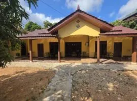 Popeye Karimunjawa