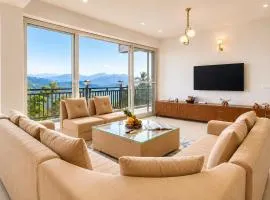 Mist & Manor Maple Pet-friendly 6-BHK Apartment with Shared Game Zone, Outdoor Seating Areas & 360 Panoramic Views
