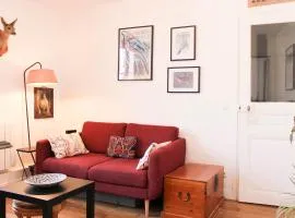 Charming Paris 19th Apt for Two