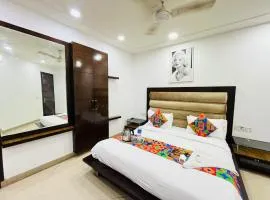 Hotel PP Tower - Near Ghaziabad Railway Station