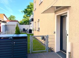 Ferienwohnung mit Garten und Parkplatz mitten in Neumarkt, hotel i Neumarkt in der Oberpfalz