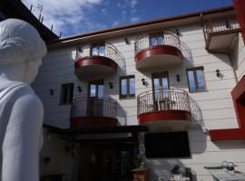 Vatër Hotel, hotel v destinaci Shkodër