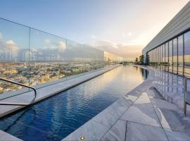 Mercury Apartment 23rd Floor - Skydream Getaways, khách sạn ở Paceville