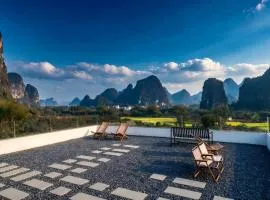 阳朔得舍-Resort Inn Mount View,Sunset,Ten-Mile Gallery,Free-Self Laundry,Travel Guide,Book Tickets in Advance,E-scooter Service