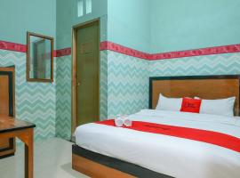 RedDoorz near RSUD Kardinah Tegal, hotel sa Talang