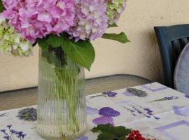 MARA Apartment near Budva & Jaz Beach, hotel em Lastva