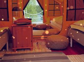 Glamping tält/tent - Glampingzelt -Lodge - Sjöutsikt, hotelli kohteessa Blattniksele