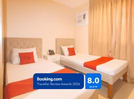 RedDoorz @ Benelio Suites Pavia Iloilo, хотел в Pavia