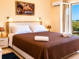 Queensize bed a walkaway to pythagorio city center