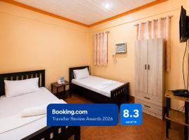 RedDoorz @ Johsons Pension House Butuan City, hotelli kohteessa Butuan