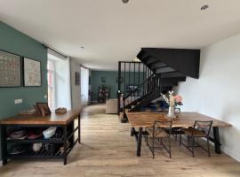 Maison rénové bourg de Plourhan, hotel en Plourhan