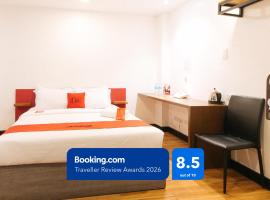 RedDoorz Plus at MM Hotel Las Pinas former RedDoorz Plus Near Bamboo Organ, hotel v destinácii Manila
