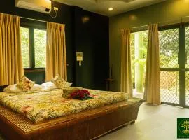 Vista Verde, Family Living
