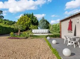 Gîte bord de loire piscine jacuzzi