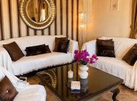 Marsia House, Hotel in Vathí