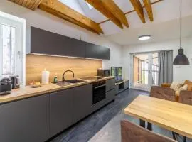 CASTLE Apartments Premium - City Center
