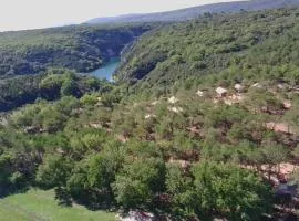 Tentes lodges nature tout équipées