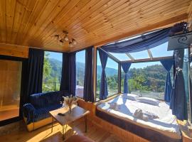 Hill House Merisi, viešbutis mieste Merisi