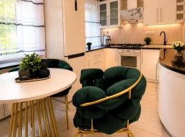 Квартира в самому центрі подобово, hotel i Mykolaiv