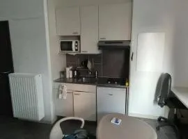 Private studio for 2 in the center of liège