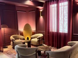 Hôtel Le Médiéval Palais des Papes, hotel u Avinjonu