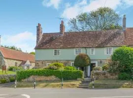 4 Bed in Shorwell oc-w42664