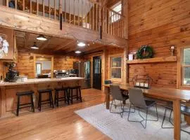 Lakes & Leisure! Spacious Berkshire Getaway