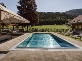 Hotel loj - our kind of place
