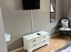 Rödlix Vandrarhem & Camping