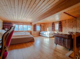 Spacious 3 bedroom Chalet near Flims, hotel a Trin