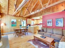 < 2 Blocks to Lake Tahoe: Family Home Near Skiing