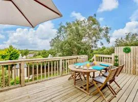 Cottage Sleeps 5 with Parking and Garden