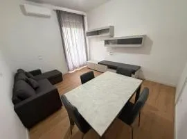 JENNi HOUSE