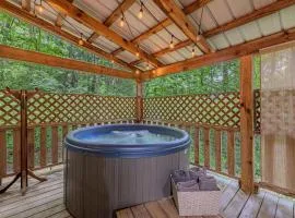 Smokies Cabin Near Cades Cove w Hot Tub